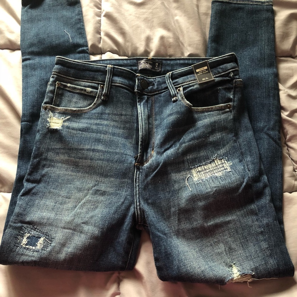 Abercrombie High-Rise Skinny Jeans